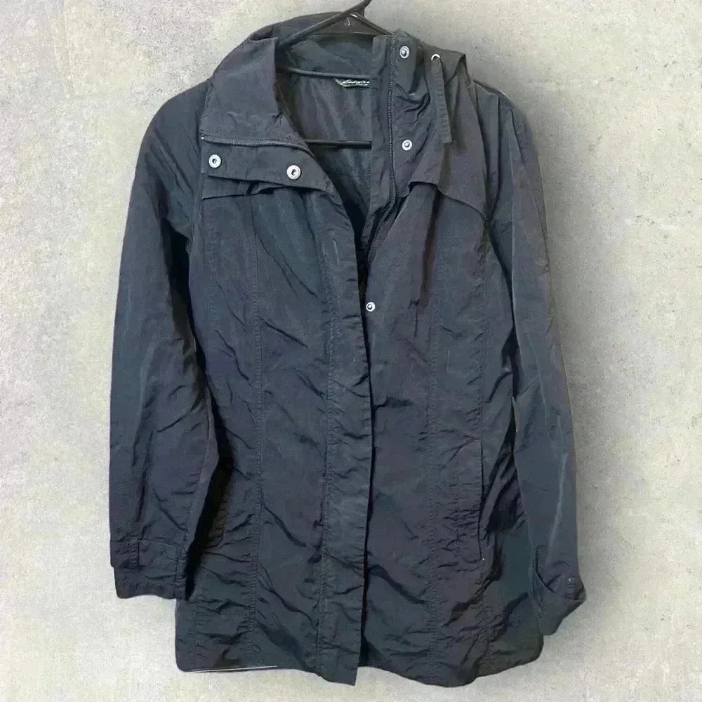 Eddie‎ Bauer rain jacket size small